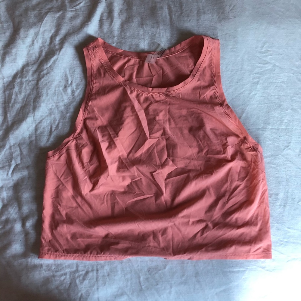 Outdoor Voices crop shirt